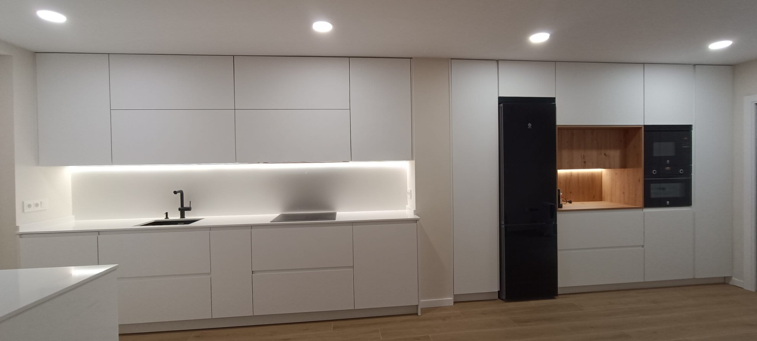 Venta e instalación de mobiliario de cocina en Sevilla