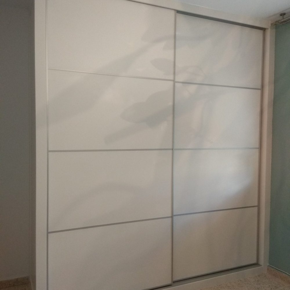 armario-correderas-perfileria-plata
